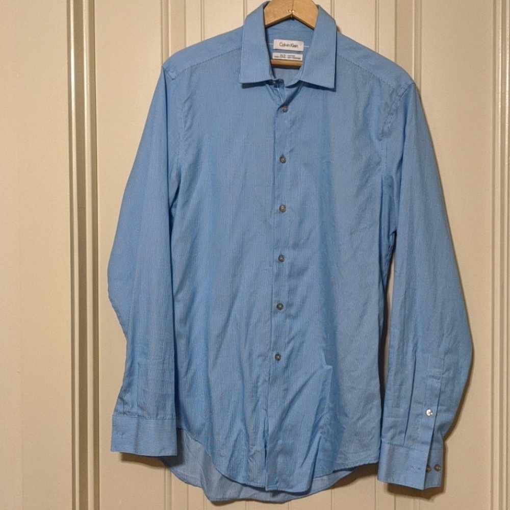 EUC Calvin Klein Dress Shirt
